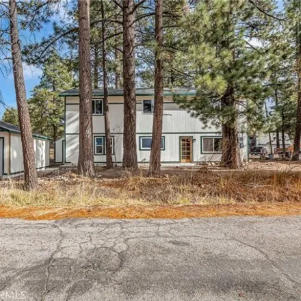 Rent this 3 bed house on 101 Pinon Drive in Big Bear City, CA 92314