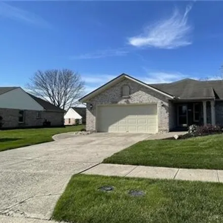Buy this 2 bed house on 1772 Rosina Drive in Miamisburg, OH 45342