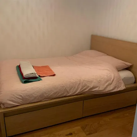 Rent this 1 bed apartment on Visschersplein 176 in 3511 LX Utrecht, Netherlands