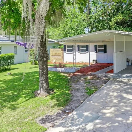 Buy this 3 bed house on 115 Floral Drive in Hillsborough County, FL 33613