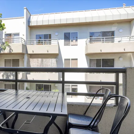 Image 5 - Park West Apartments, 9400 La Tijera Boulevard, Los Angeles, CA 90045, USA - Apartment for rent