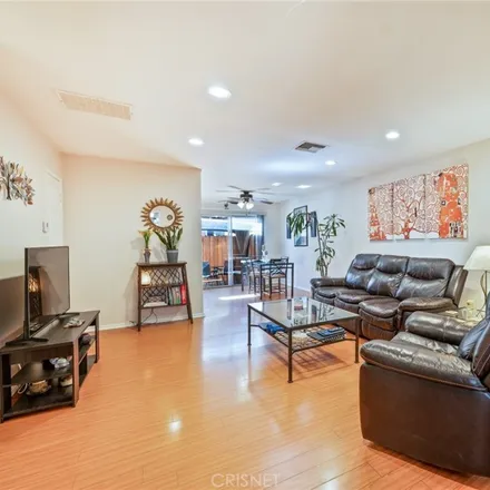 Image 7 - 17047 Roscoe Boulevard, Los Angeles, CA 91325, USA - Townhouse for sale