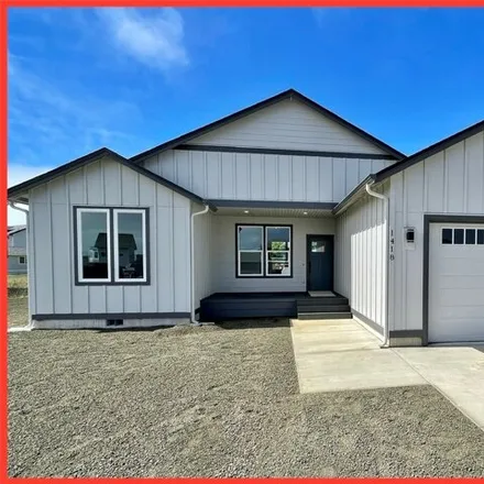 Buy this 3 bed house on 1414 Sand Pebble Avenue Southwest in Ocean Shores, Grays Harbor County