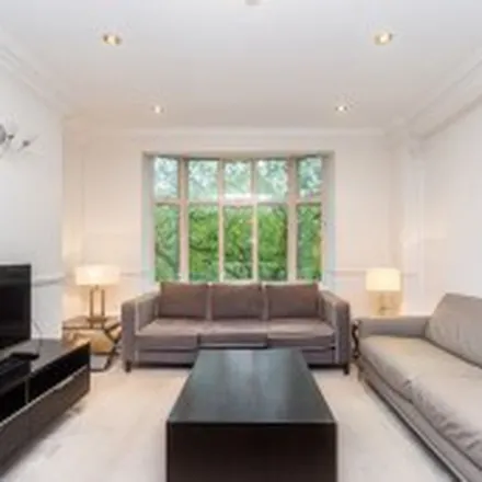 Rent this 5 bed apartment on Atrium Apartments in 131 Park Road, London