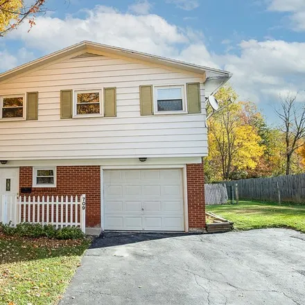 Buy this 3 bed house on 709 Carol Lane in Mansfield, OH 44907