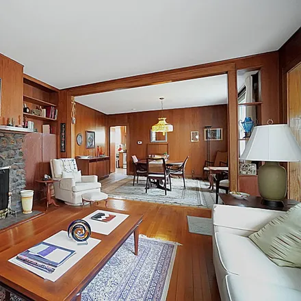 Image 7 - 8 Inwood Road, New York, NY 10301, USA - House for sale