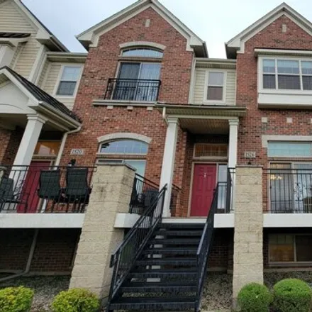 Rent this 3 bed townhouse on 1496 Lakeridge Court in Mundelein, IL 60060