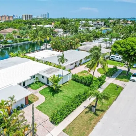 Image 9 - 2243 Bayview Lane, Keystone Islands, North Miami, FL 33181, USA - House for rent