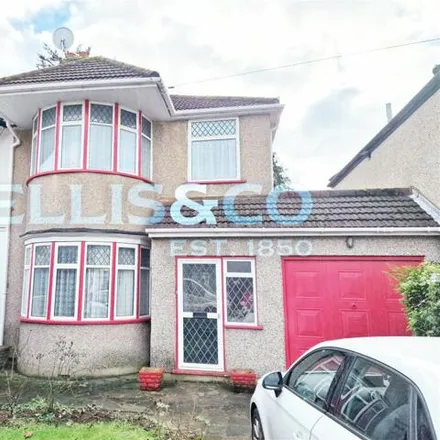 Rent this 3 bed house on Long Elmes in London, HA3 5JZ