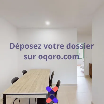 Rent this 4 bed apartment on 30 Rue de Stalingrad in 38100 Grenoble, France