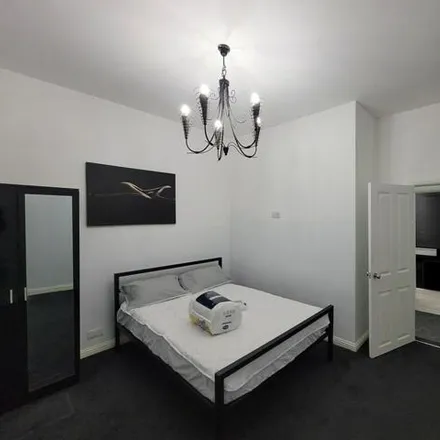 Image 2 - 33 Menzies Road, Aberdeen City, AB11 9AU, United Kingdom - Apartment for rent