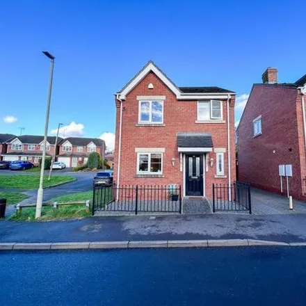 Buy this 3 bed house on Chase Road in Gornal Wood, Dudley