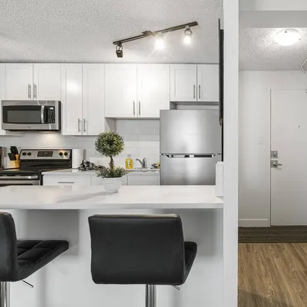 Image 7 - Rossdale, Edmonton, AB T5K 2B5, Canada - Apartment for rent
