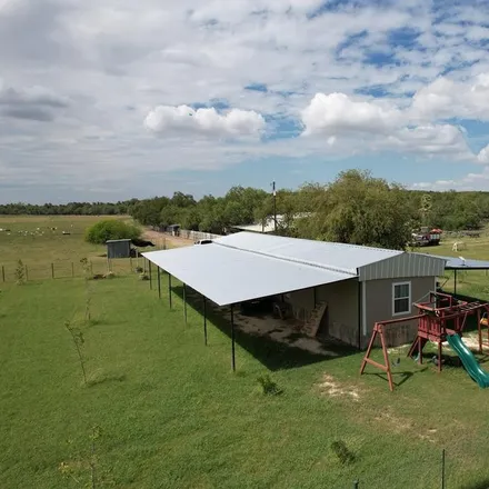 Image 4 - 438 H L Graham Road, Quemado, Maverick County, TX 78877, USA - House for sale