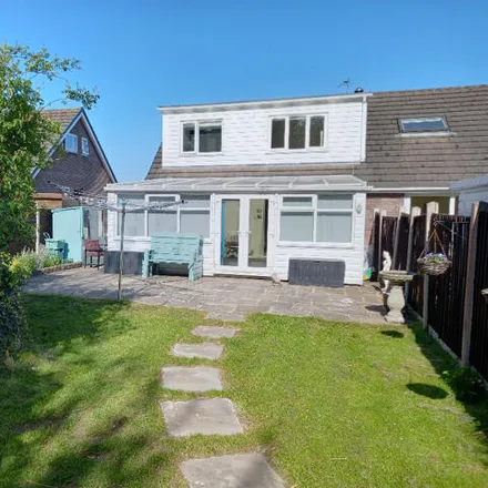 Image 4 - Maes Dolfor, Llanfairfechan, LL33 0RP, United Kingdom - Duplex for sale