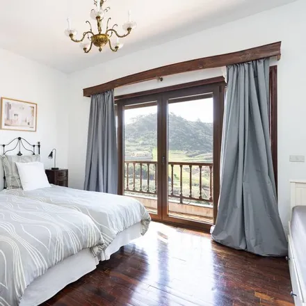 Rent this 7 bed house on Tegueste in Santa Cruz de Tenerife, Spain