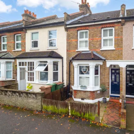 Buy this 3 bed townhouse on Tharp Road in London, SM6 8LQ