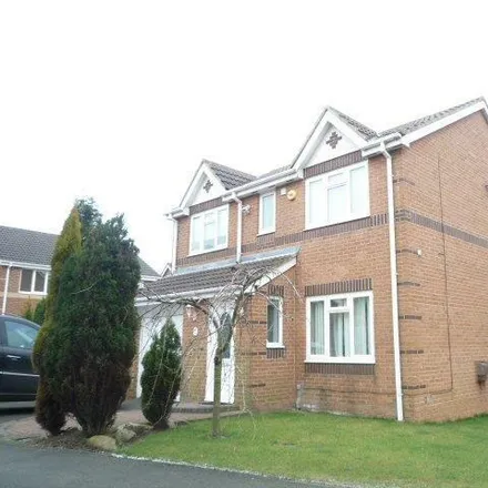 Rent this 4 bed house on Stonefold Close in Newcastle upon Tyne, NE5 4BQ
