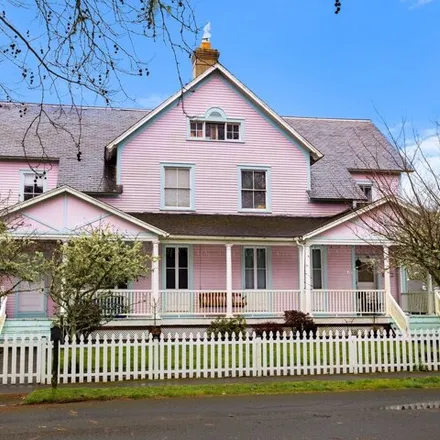 Buy this 6 bed house on 396 Silverside Place in Hammond, Clatsop County