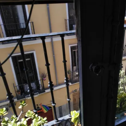 Image 5 - Calle del Olmo, 28012 Madrid, Spain - Room for rent