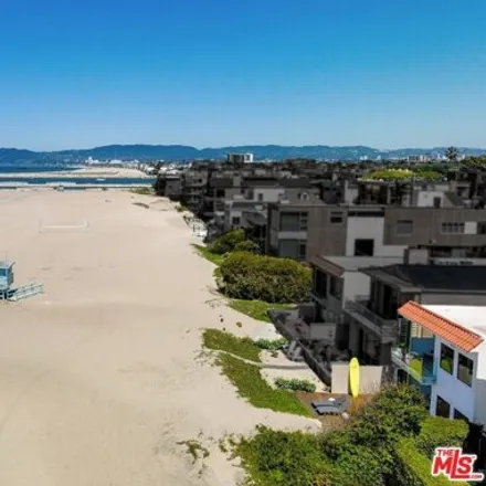 Image 3 - 6609;6611 Ocean Front Walk, Los Angeles, CA 90293, USA - House for sale