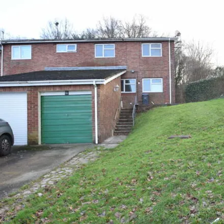 Buy this 4 bed house on Bryn Milwr in Cwmbran, NP44 7UU