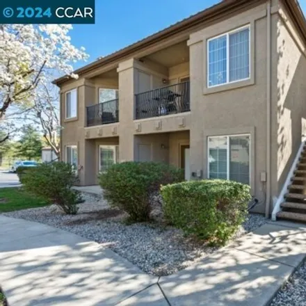 Buy this 1 bed condo on Sports Parkway in Sacramento, CA 95835