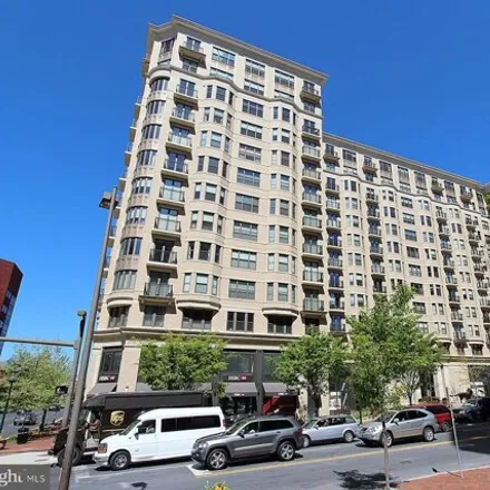 Image 2 - Lionsgate Condominiums, 7710 Woodmont Avenue, Bethesda, MD 20814, USA - Apartment for rent