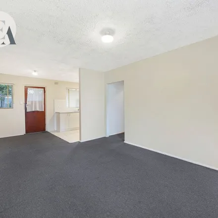 Image 2 - Robwald Avenue, Coniston NSW 2500, Australia - Apartment for rent