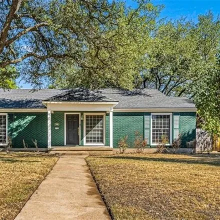 Buy this 3 bed house on 3304 Cumberland Avenue in Waco, TX 76707