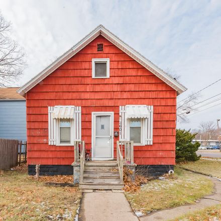 Rent this 3 bed house on 6th St in Muskegon, MI