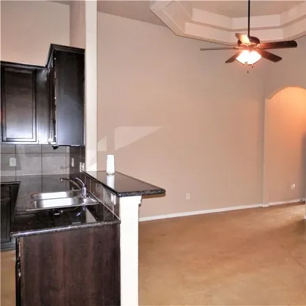 Image 4 - 256 Rosalie Drive, New Braunfels, TX 78130, USA - Duplex for rent