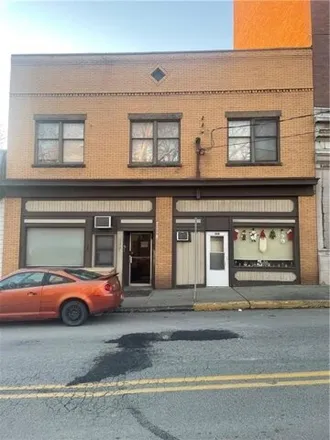Buy this studio house on 364 South Pittsburgh Street in Connellsville, PA 15425