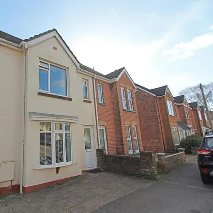 Rent this 4 bed duplex on Lodge Court in Bournemouth, Christchurch and Poole