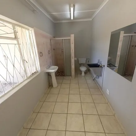 Image 5 - Church Street, East Bank, George, 6620, South Africa - Apartment for rent