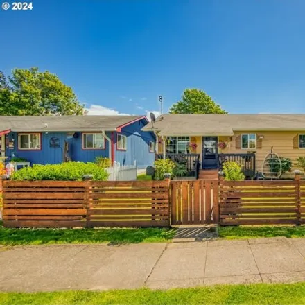 Buy this 2 bed house on 280 20th Avenue in Longview, WA 98632