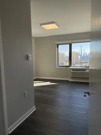 Image 4 - West New York, NJ, US - Condo for rent