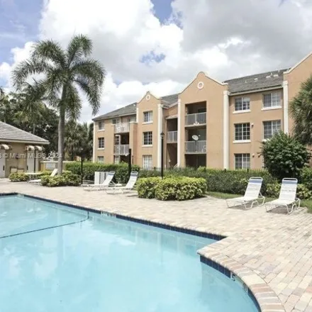 Image 2 - 655 Southwest 111th Way, Pembroke Pines, FL 33025, USA - Condo for rent