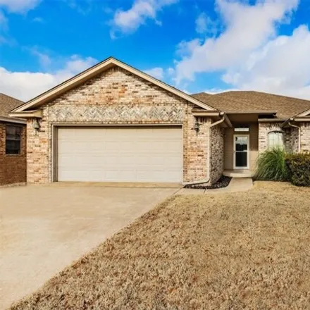 Rent this 3 bed house on 2201 Southwest 137th Place in Oklahoma City, OK 73170