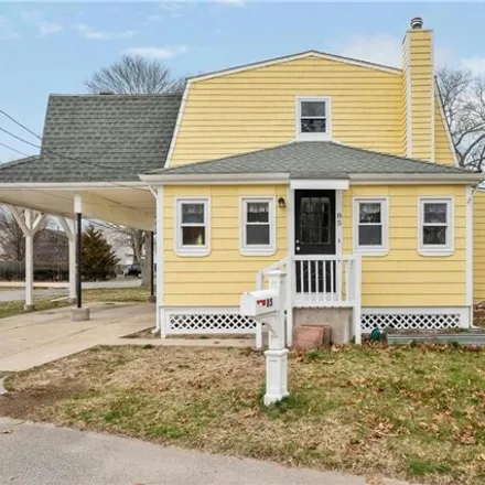 Buy this 3 bed house on 85 Bend Street in Warwick, RI 02889