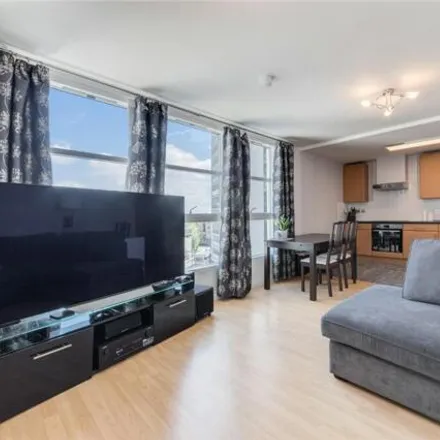 Image 1 - Nova Court East, 6 Yabsley Street, London, E14 9RX, United Kingdom - Apartment for sale