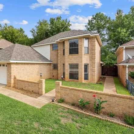Image 2 - 3402 Bill Owens Parkway, Longview, TX 75605, USA - House for sale