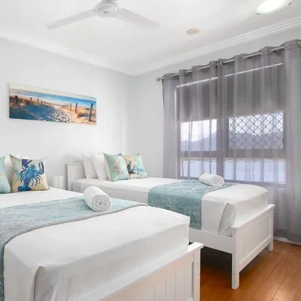 Rent this 2 bed townhouse on Cairns North in Cairns Regional, Queensland