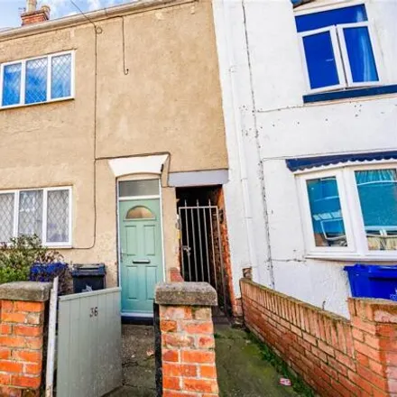 Buy this 3 bed townhouse on Duke Street in Grimsby, DN32 7RT