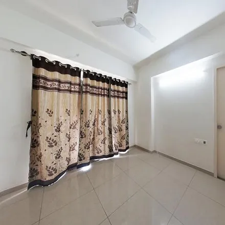 Buy this 3 bed apartment on Arohi Roayle in 200ft. Gala Gymkhana Road, Ahmedabad District