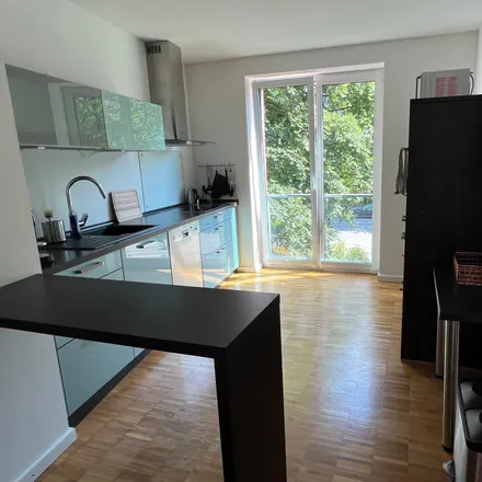 Rent this 2 bed apartment on Kirchenstraße 9 in 22767 Hamburg, Germany