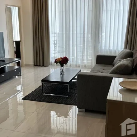 Rent this 1 bed apartment on Siri Residence in Soi Sukhumvit 24, Khlong Toei District