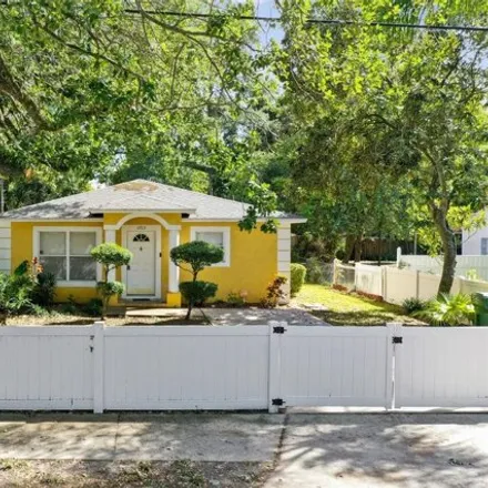 Buy this 3 bed house on 1725 East Giddens Avenue in Tampa, FL 33610