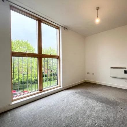 Image 7 - Elvaston Way, Dickens Heath, B90 1TY, United Kingdom - Apartment for rent