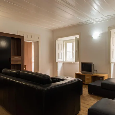 Rent this 4 bed apartment on Farmácia Bastos de Andrade in Calçada de Santo André 109, 1100-495 Lisbon